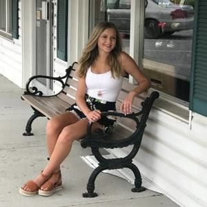 Meet your Posher, Ciera